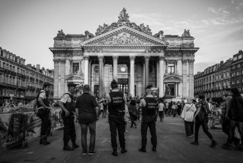 Percheziții la Bruxelles: Suspiciuni de fraudă cu fonduri europene la pregătirea viitorilor diplomați. UPDATE Fosta (…)