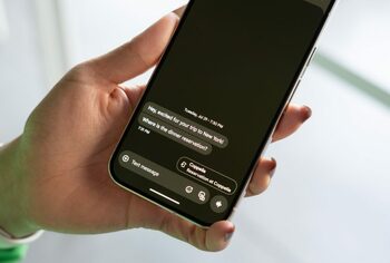 Google lansează Pixel 10 cu traducere live pentru apeluri și funcții AI care schimbă modul în care folosești telefonul