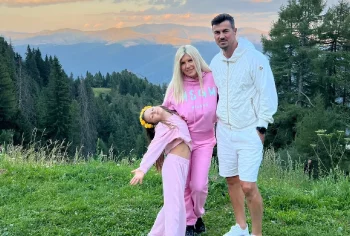 FOTO Elena Udrea, mesaj de Ziua Națională: Unde s-a fotografiat fosta blondă de la Cotroceni