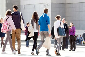 Gen Z, cea mai privilegiată generație din istorie. Principalele tipologii ale tinerilor: Gandalf, Scarlett, Hermione (…)