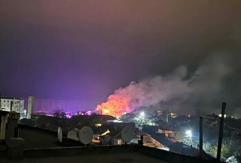 Incendiu la o pensiune din județul Tulcea. În clădire se aflau zeci de turiști. Pompierii intervin în Mahmudia (…)