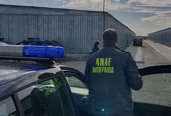 Circuit ilegal cu panouri solare: ANAF descoperă o fraudă de peste 3 milioane de lei