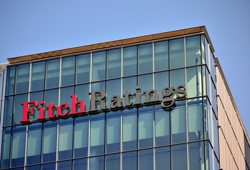 BREAKING Fitch a menținut ratingul României, dar avertizează asupra deficitului foarte ridicat și a riscurilor mari (…)