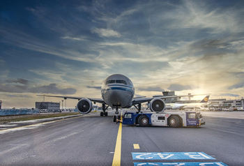 Google îți caută bilete de avion cu cel mai mic preț. Flight Deals și noile funcții AI sunt lansate global, inclusiv (…)
