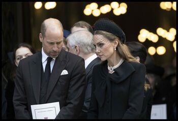 Apariția îngrijorătoare a lui Kate Middleon. Fanii s-au speriat să o vadă așa la înmormântarea Ducesei de Kent