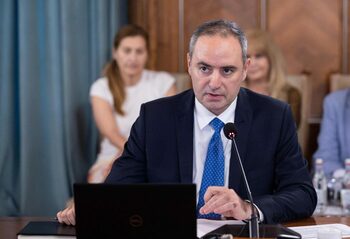 Discuțiile pe bugetul pentru 2026 încep în decembrie. Nazare spune că nu este un capăt de țară dacă va fi gata în (…)
