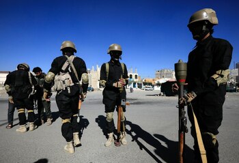 Rebelii houthi au arestat 20 de angajați ai ONU. Șeful UNICEF în Yemen, printre ostatici