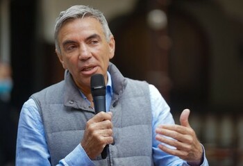 Vicepremierul Dragoș Anastasiu, „spaima” vecinilor dintr-un complex rezidențial din Dorobanți. De ce ar fi fost (…)