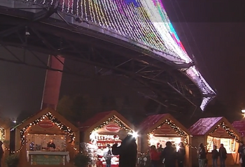 Cât costă un pahar de vin fiert și o turtă dulce la târgurile de Crăciun din București