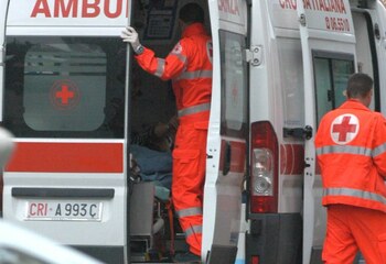 Copilul de 4 ani al unui cuplu de români, aflaţi în vacanţă în Italia, a MURIT în mașina familiei parcată la soare