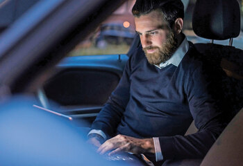 Accenture România: Redefinirea experienţei de a conduce - noua platformă de infotainment pentru maşinile conectate