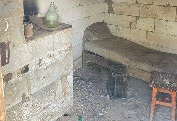 Cum au ajuns doi oameni sclavi la o familie din Iași. Lăsate fără acte, victimele erau ținute în condițiile inumane (…)