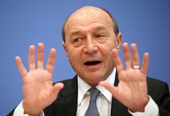 Traian Băsescu îl desființează pe Ilie Bolojan și îi cere lui Nicușor Dan să-l schimbe: „Va fi terminat în șase luni!”