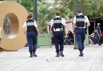 Atac armat la universitate! Un tânăr de doar 20 de ani a murit. Poliția cere ajutorul cetățenilor pentru a-i găsi pe (…)