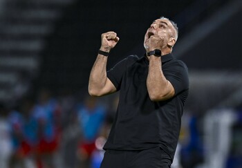 Reacția serii după ce genialul Cosmin Olăroiu i-a lăsat pe arabi fără cuvinte: „Atât mai trebuie pentru primii (…)