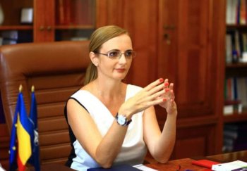 Cine este Lia Savonea, președinta Înaltei Curți de Casație și Justiție a României. Cele mai importante cazuri și (…)