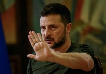 Zelenski îi cere lui Trump să impună pacea Rusiei 'cu forța' înaintea summitului crucial de la Casa Albă