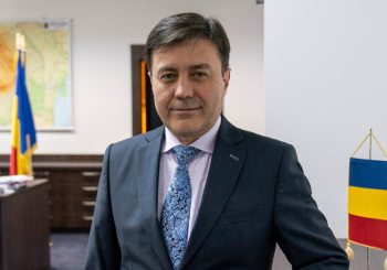 Fost ministru al Economiei, angajat de Gruia Stoica