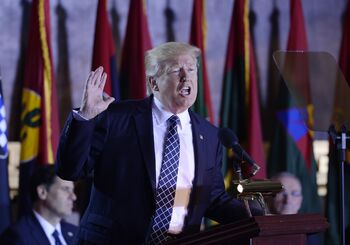 Prăbuşirea pieţei cripto ”sărăceşte” familia Trump: Averea familiei preşedintelui american a scăzut cu 1 mld. dolari (…)