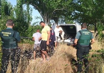 Români, prinși în pădurile Spaniei lângă „duba groazei”! Polițiștii au rămas uimiți