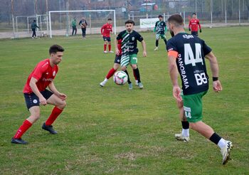 Derby de Bihor! Primele două clasate din Liga 4 se duelează sâmbătă la Baza „Luceafărul” din Sânmartin