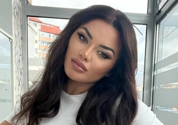 Carmen de la Sălciua arată senzațional la 36 de ani! Cum a reușit să dea jos 7 kilograme!
