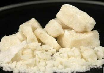 Grupare internaţională de traficanţi de cocaină: Grecia și Germania au destructurat o rețea în urma unor raiduri (…)