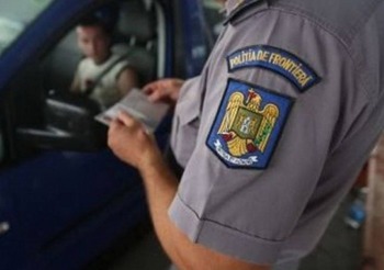 Poliţişti de frontieră anchetaţi pentru că au luat mită ca să lase să intre în ţară persoane şi marfă fără documente (…)