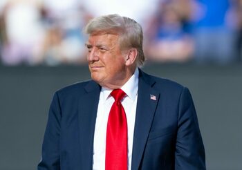 Cum a ajuns Donald Trump la finala Cupei Mondiale a Cluburilor. A sosit ca un star, dar a fost și huiduit de fani