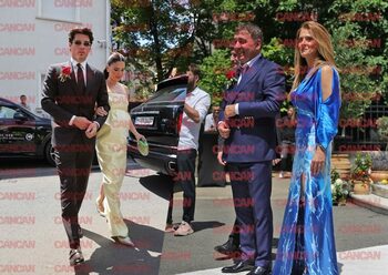 Gică Hagi şi Ianis, de mână cu soţiile, au atras toate privirile. Tablou de familie complet la nunta Kirei!