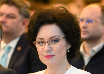 Luciana Antoci, prefectul Iașului, a fost schimbată din funcție. Costel Dolachi i-ar lua locul