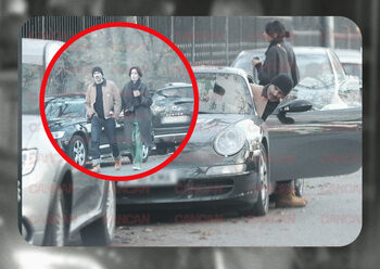 A lăsat cavalerismul în parcare! Nicolai Tand a urcat primul în Porsche