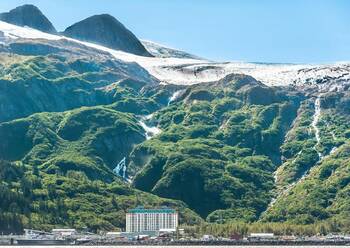 ORAȘUL în care toți locuitorii săi trăiesc în aceeași clădire