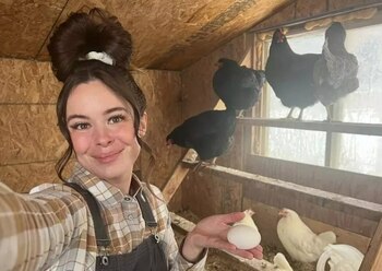 Tânăra care se pregătește pentru sfârșitul lumii: provizii pentru cinci persoane, timp de 10 ani: „Colapsul nu va fi (…)
