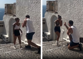 Nu e un banc! Ce a pățit acest tânăr în Santorini, după ce s-a așezat în genunchi pentru a-și cere iubita în căsătorie