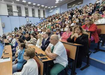 Ministerul Sănătății: 800 de medici români vor fi formați pentru a oferi pacienților oncologici șanse mai mari la viață