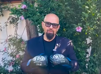 Piedone, panegiric la moartea prietenului Mihai Leu: Când a ieșit campion mondial, mi-a făcut cadou aceste două mănuși
