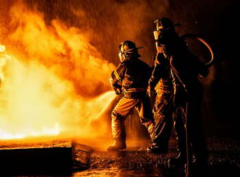 Incendiu la Penitenciarul Găești din Dâmbovița, 200 de deținuți au fost evacuați