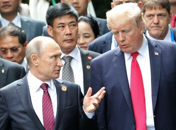 Meciul minciunilor şi al orgoliilor: Trump şi Putin, faţă în faţă într-un nou test al puterii şi manipulării