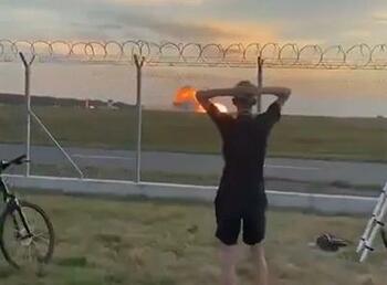 Polonia: un avion F-16 s-a prăbușit în timpul pregătirilor pentru un show aerian, pilotul a murit