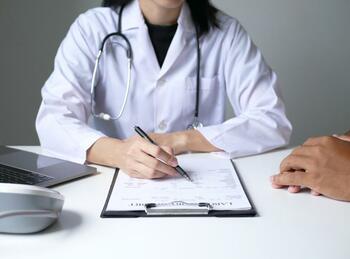 (P) Ce trebuie să știi înainte de a merge la un consult medical?