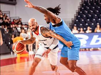 „Leii roșii” au câștigat grupa și s-au calificat fără emoții în Top 16 FIBA Europe Cup