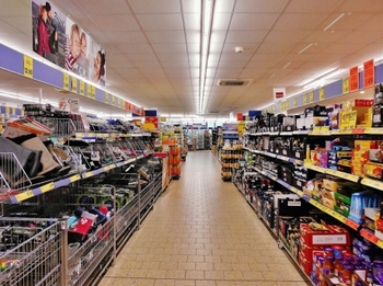 Mișcare strategică pe piața de retail: Colosul Lidl–Kaufland vânează cel mai mare jucător autohton. Tranzacția (…)