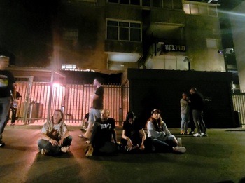 Familiile ostaticilor protestează în fața casei lui Netanyahu: „Le puneți viața în pericol!”