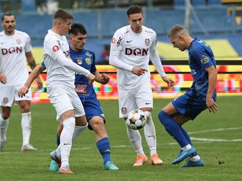 Se schimbă totul! Un club a intrat în fortă și e gata să deturneze transferul starului de la CFR Cluj, pe care FCSB (…)