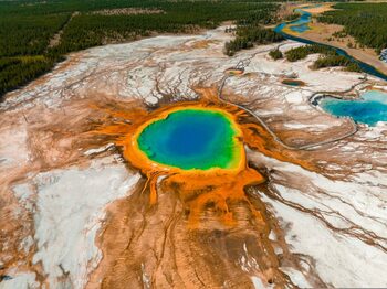 Cercetătorii au observat ce se întâmplă în Parcul Național Yellowstone după cutremure