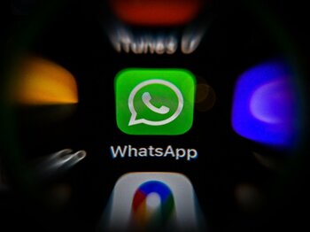 Poliţia atrage atenţia asupra unei noi metode de fraudă prin folosirea WhatsApp / La Giurgiu au fost semnalate mai (…)