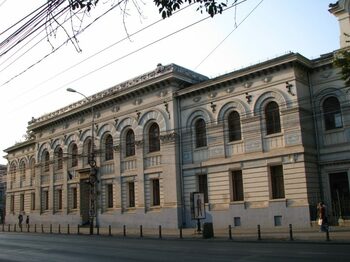 Ce s-a întâmplat cu un elev care a intrat cu 10 la Colegiul Gheorghe Lazăr din Capitală. Directoarea liceului, (…)