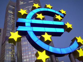 BCE este chemată să facă mai mult pentru susţinerea economiei zonei euro, dar cât de mari sunt şansele unei (…)