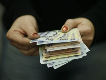 Ordonanța austerității lovește și instituțiile de credit: Vor plăti un impozit suplimentar